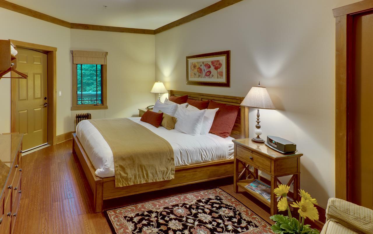 The Esmeralda Inn And Restaurant Chimney Rock Extérieur photo